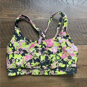 lululemon sports bra